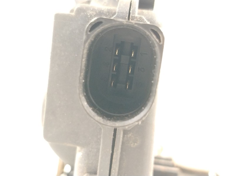 Recambio de cerradura puerta trasera izquierda para volkswagen golf iv (1j1) 1.9 tdi referencia OEM IAM 3B4839015A  