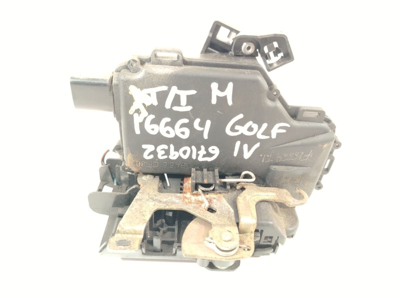 Recambio de cerradura puerta trasera izquierda para volkswagen golf iv (1j1) 1.9 tdi referencia OEM IAM 3B4839015A  