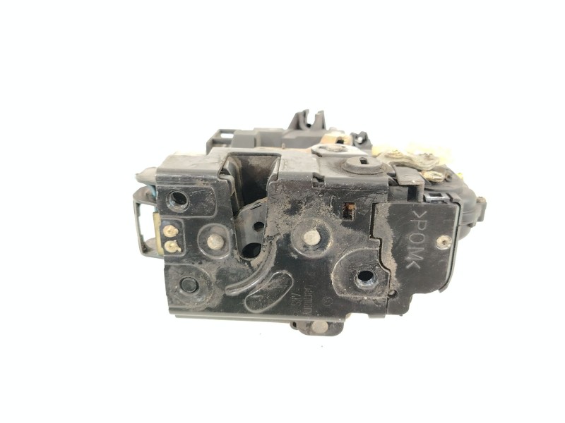 Recambio de cerradura puerta trasera derecha para volkswagen golf iv (1j1) 1.9 tdi referencia OEM IAM 3B4839016A  