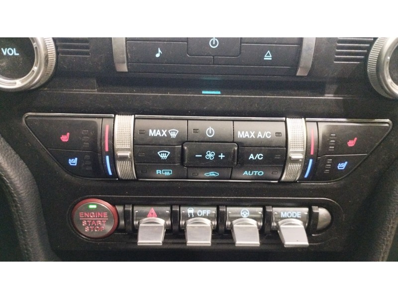 Recambio de mando climatizador para ford usa mustang coupé 5.0 v8 bullitt referencia OEM IAM LR3T18E245BB  