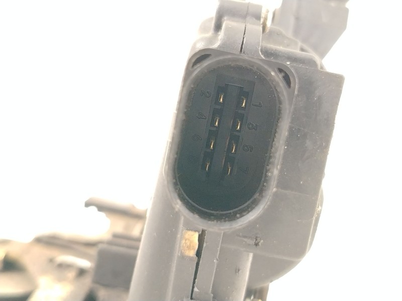 Recambio de cerradura puerta delantera derecha para seat ibiza iii (6l1) 1.9 sdi referencia OEM IAM 3B1837016CC  