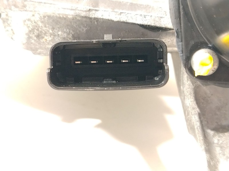 Recambio de motor limpia delantero para renault scénic iii (jz0/1_) 1.2 tce referencia OEM IAM 288106583R  