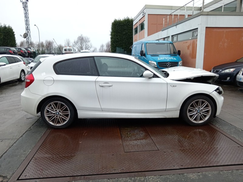 bmw 1 (e81) del año 2009