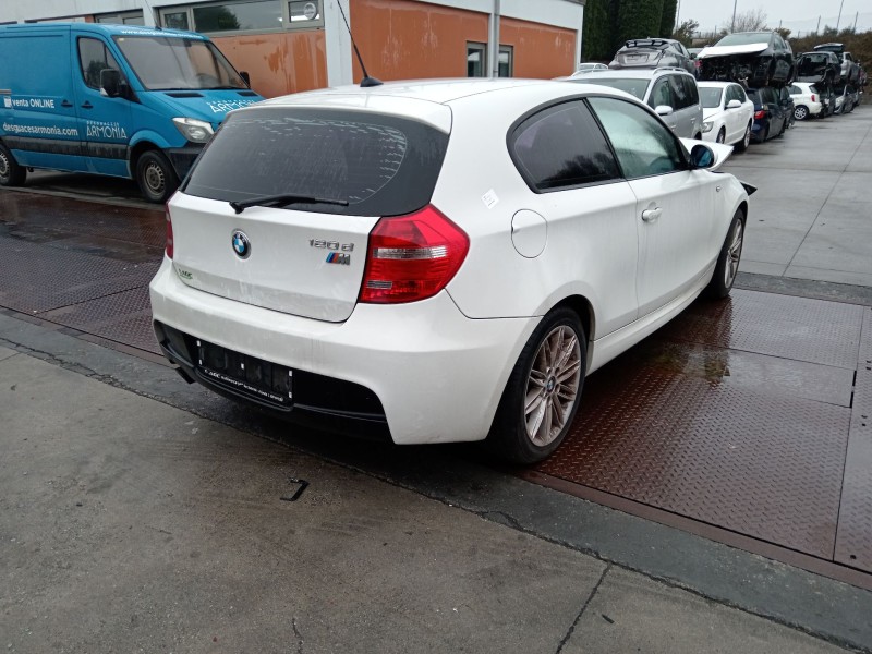 bmw 1 (e81) del año 2009