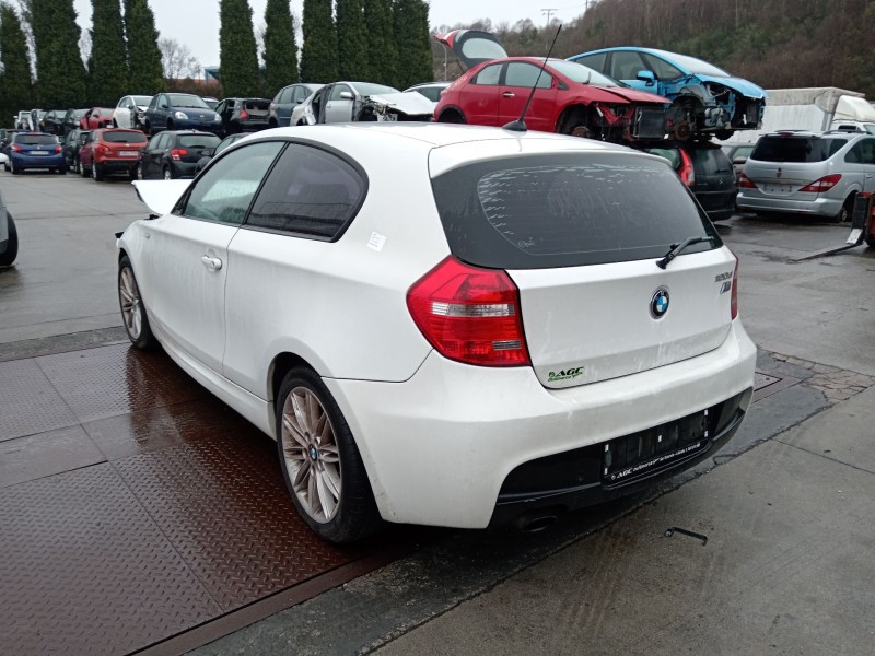bmw 1 (e81) del año 2009
