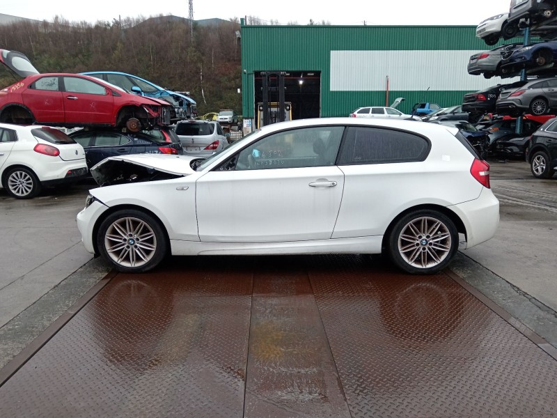 bmw 1 (e81) del año 2009