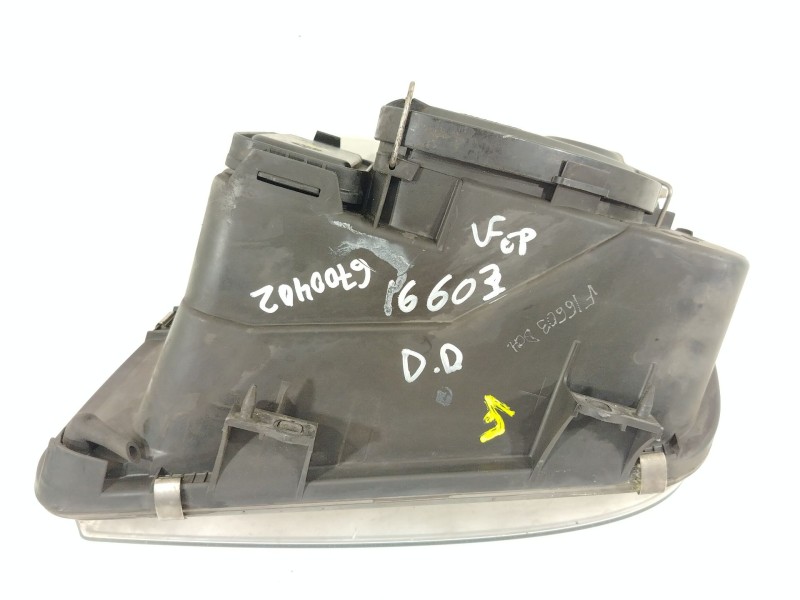 Recambio de faro derecho para volkswagen bora i (1j2) 1.9 tdi referencia OEM IAM 1J5941018BD  