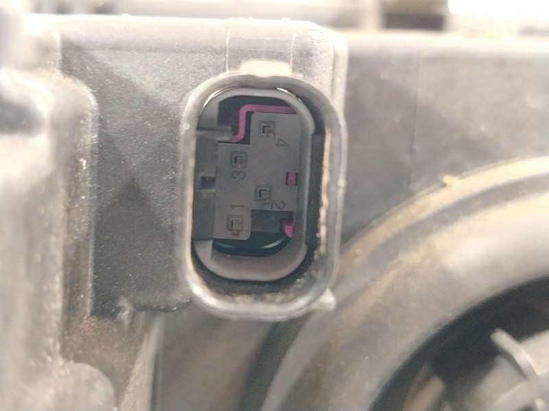 Recambio de faro izquierdo para bmw 3 (e46) 330 d referencia OEM IAM 0301177271 63127165775 1307329074