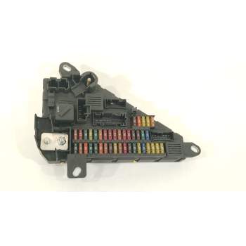 CAJA RELES / FUSIBLES 6906618 S189S6040 6906619