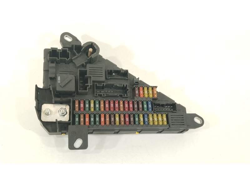 CAJA RELES / FUSIBLES 6906618 S189S6040 6906619