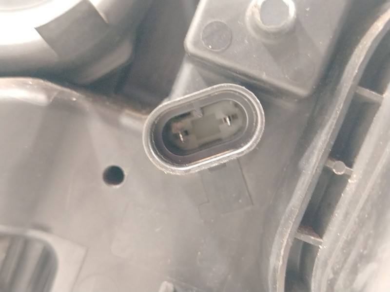 Recambio de faro derecho para bmw 3 (e46) 330 d referencia OEM IAM 63126925644 69256479 5840100001