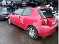 toyota corolla (_e12_) del año 2004