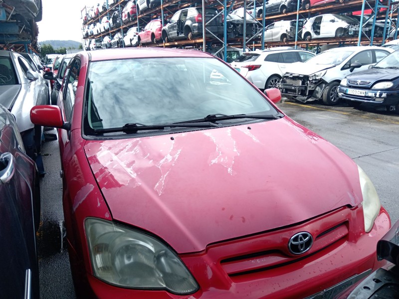 toyota corolla (_e12_) del año 2004