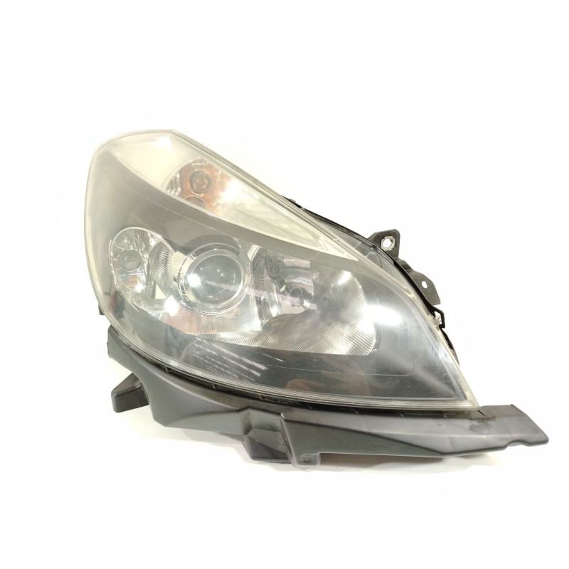 Recambio de faro derecho para renault clio iii (br0/1, cr0/1) 1.4 16v referencia OEM IAM 8200261612 89901157 