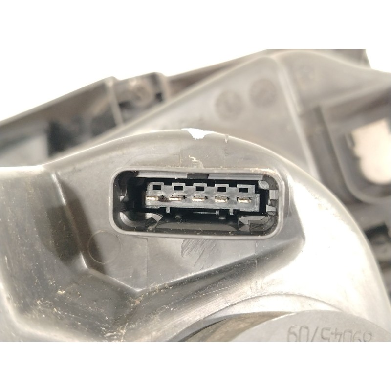Recambio de faro derecho para renault clio iii (br0/1, cr0/1) 1.4 16v referencia OEM IAM 8200261612 89901157 