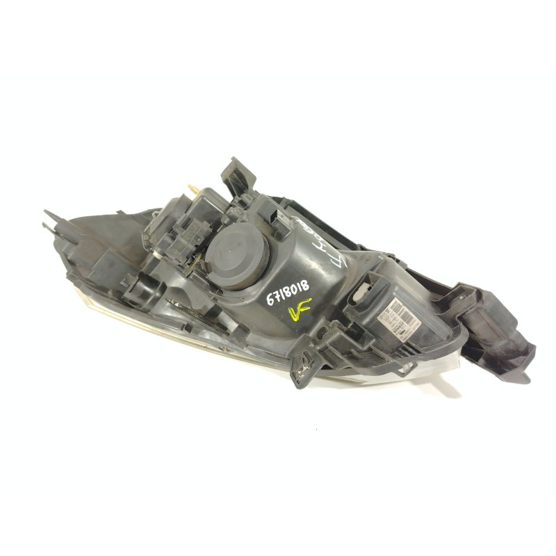 Recambio de faro derecho para renault clio iii (br0/1, cr0/1) 1.4 16v referencia OEM IAM 8200261612 89901157 