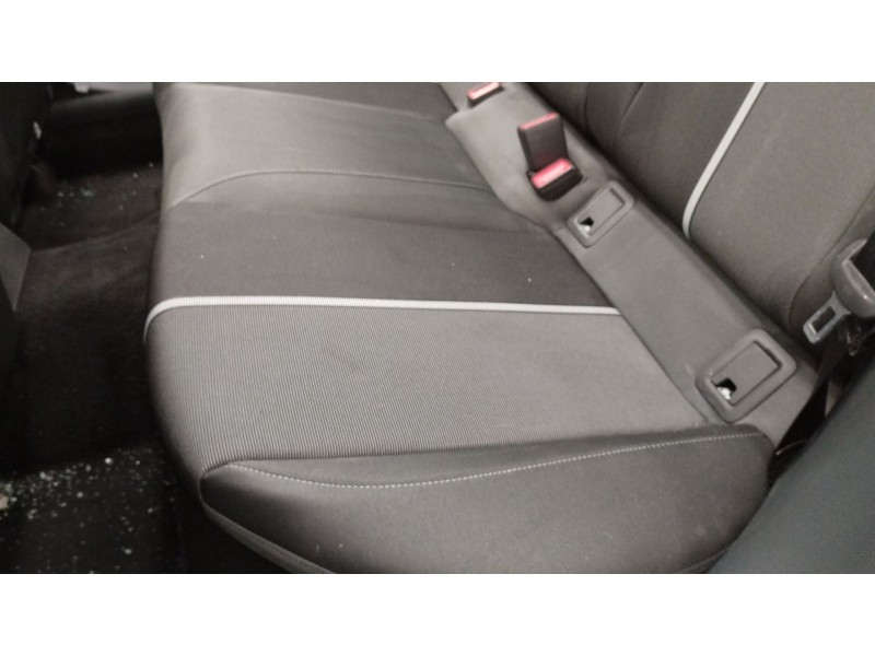 Recambio de asientos traseros para audi a1 sportback (gba) 30 tfsi referencia OEM IAM 82A885375  