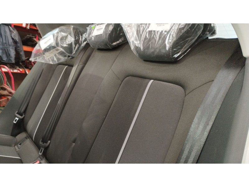 Recambio de asientos traseros para audi a1 sportback (gba) 30 tfsi referencia OEM IAM 82A885375  