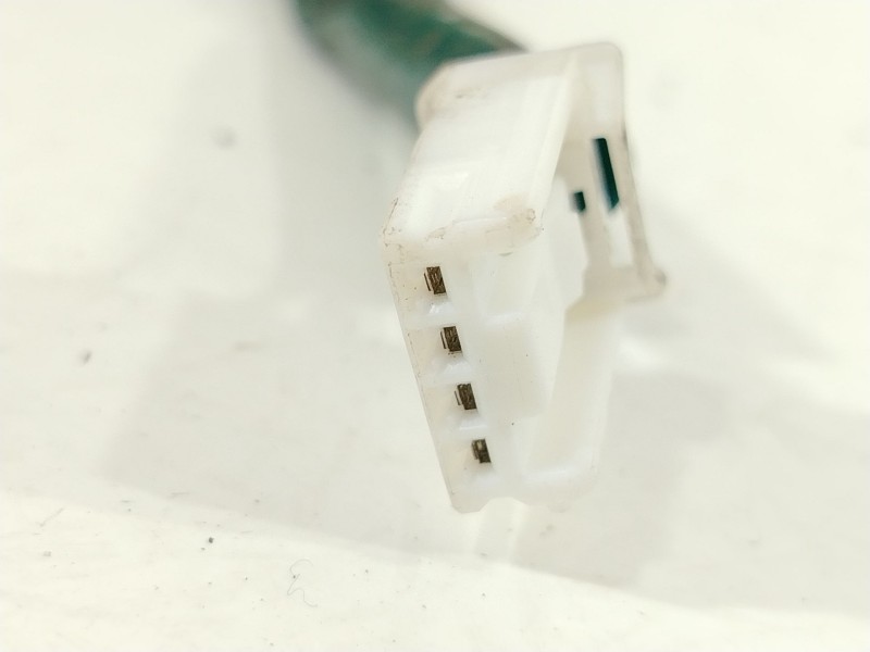 Recambio de piloto trasero derecho para toyota auris hybrid active referencia OEM IAM 8156102710  