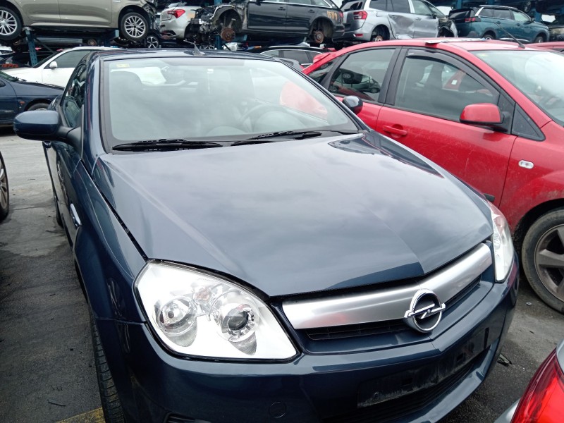 opel tigra twintop (x04) del año 2006