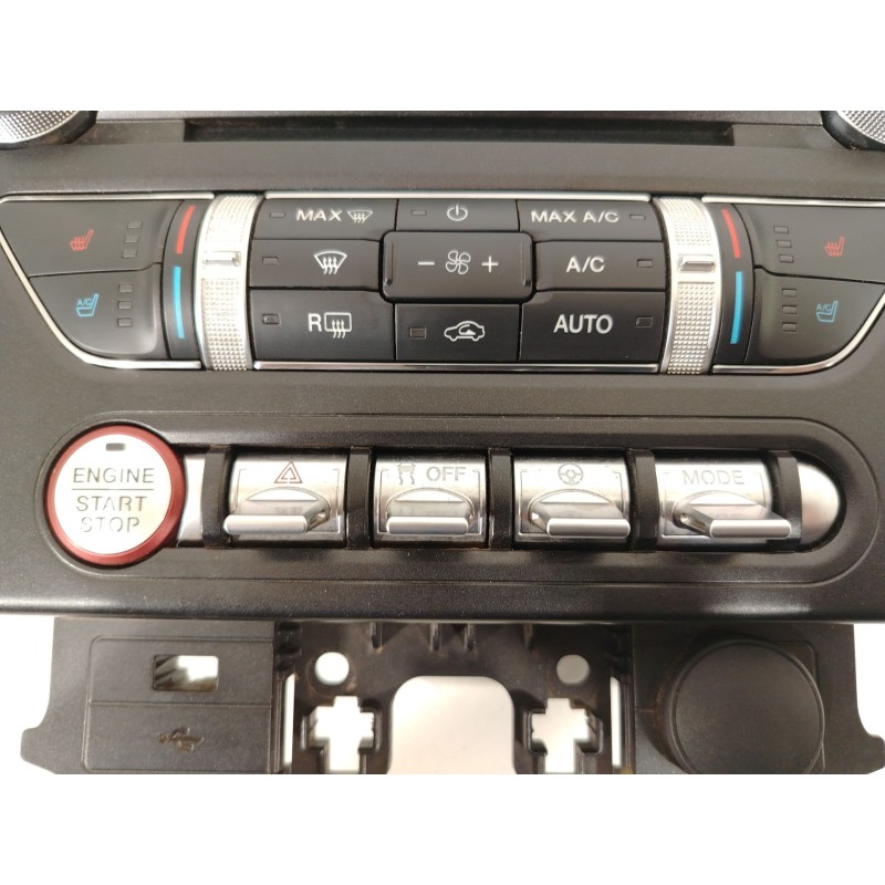 Recambio de mando climatizador para ford usa mustang coupé 5.0 v8 bullitt referencia OEM IAM LR3T18E245BB  