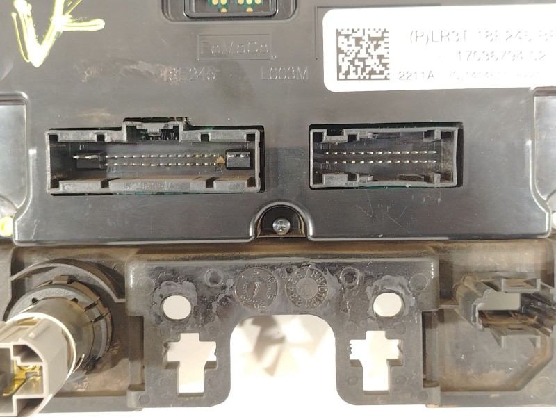 Recambio de mando climatizador para ford usa mustang coupé 5.0 v8 bullitt referencia OEM IAM LR3T18E245BB  