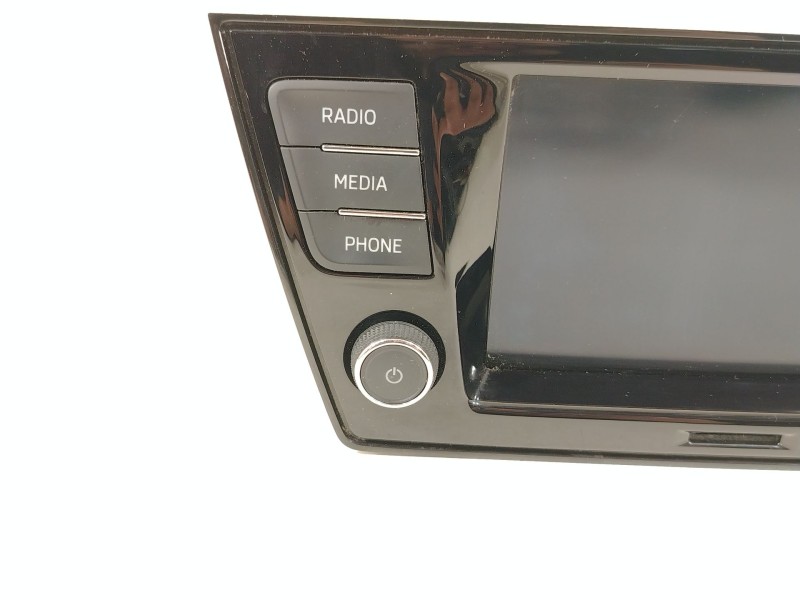 Recambio de sistema audio / radio cd para skoda fabia combi active referencia OEM IAM 6V0035871J 6V0035871JIZY 