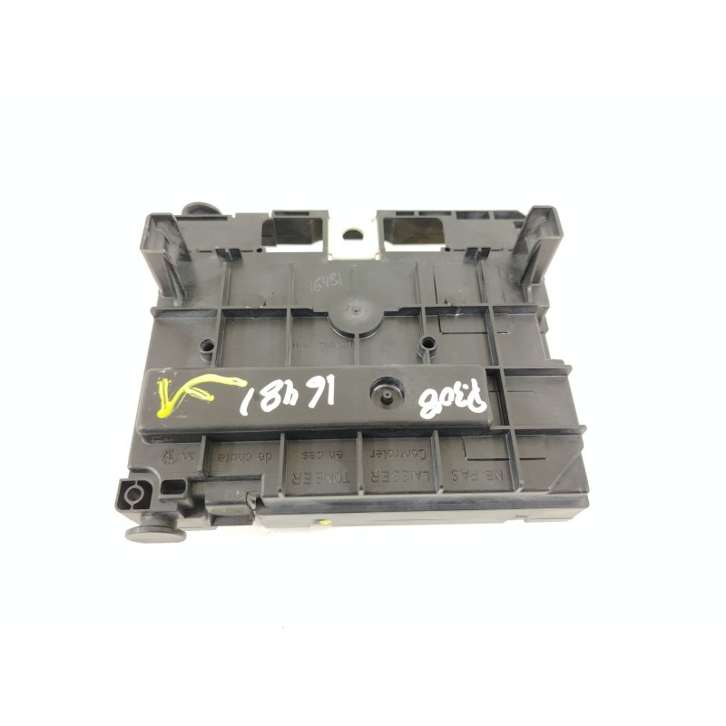 Recambio de caja reles / fusibles para peugeot 308 i (4a_, 4c_) 1.6 hdi referencia OEM IAM 9675878480 BSMR0500 