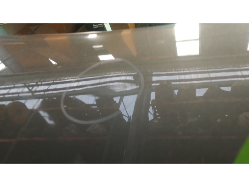 Recambio de puerta delantera derecha para peugeot partner tepee 1.6 hdi referencia OEM IAM 9004Z6  