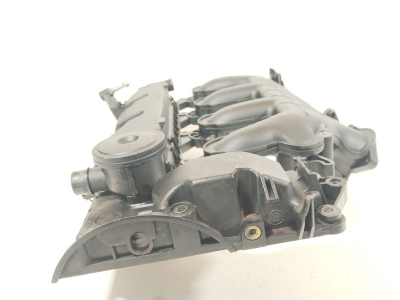Recambio de colector admision para peugeot 407 sport referencia OEM IAM 9645977980  