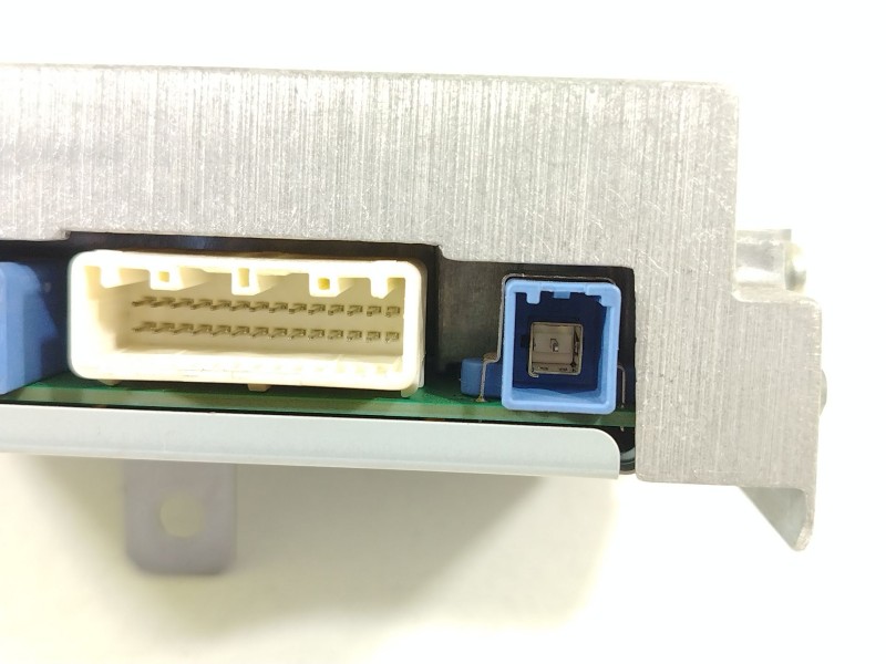 Recambio de modulo electronico para mazda 3 lim. () center-line referencia OEM IAM BHS3669C0  