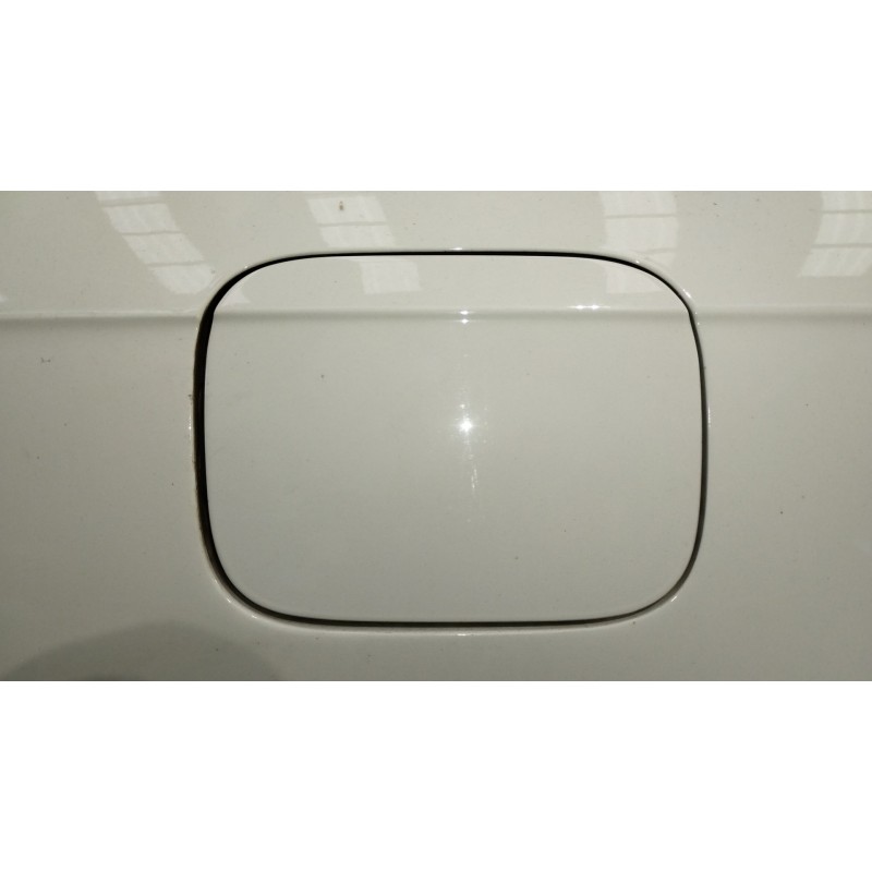 Recambio de tapa exterior combustible para seat exeo st (3r5) 2.0 tdi referencia OEM IAM 8E0809905E 1K0010497C 