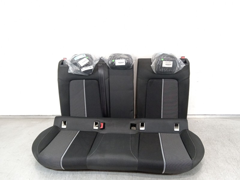 Recambio de asientos traseros para audi a1 sportback (gba) 30 tfsi referencia OEM IAM 82A885375  