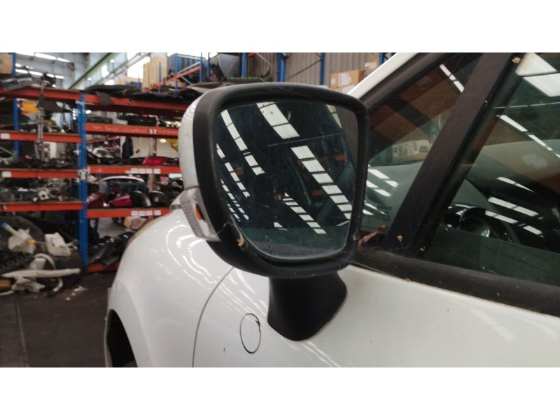 Recambio de retrovisor izquierdo para renault clio iv (bh_) 0.9 tce 90 referencia OEM IAM   