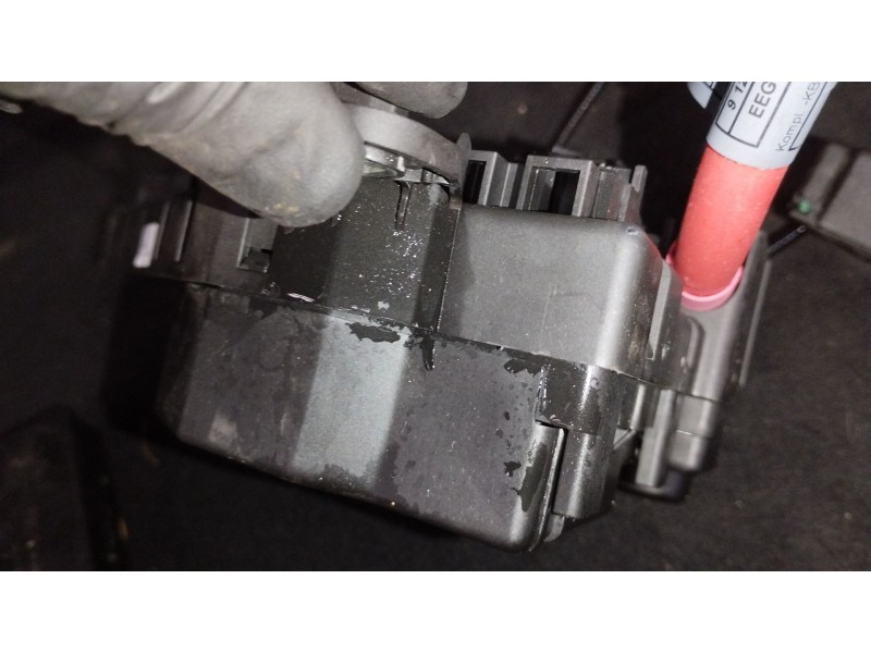 Recambio de caja reles / fusibles para bmw 5 touring (e61) 520 d referencia OEM IAM 9138830 S189560S7 6906619