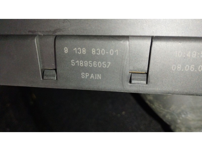 Recambio de caja reles / fusibles para bmw 5 touring (e61) 520 d referencia OEM IAM 9138830 S189560S7 6906619