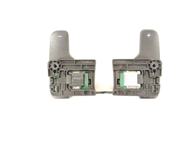 Recambio de mando volante para ford usa mustang coupé 5.0 v8 bullitt referencia OEM IAM FR3T3F884AD3JA6 FR3T3F884BD3JA6 