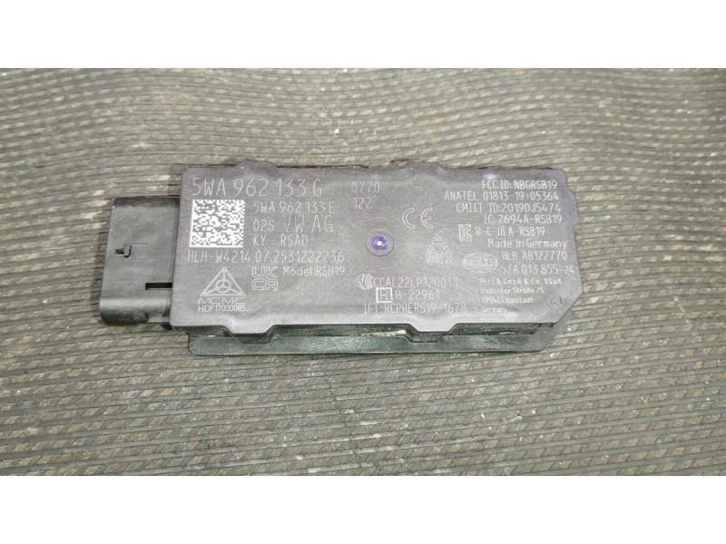 Recambio de antena para cupra formentor (km7, kmp) 2.0 tsi 4drive referencia OEM IAM 5WA962133G 5WA962133E 