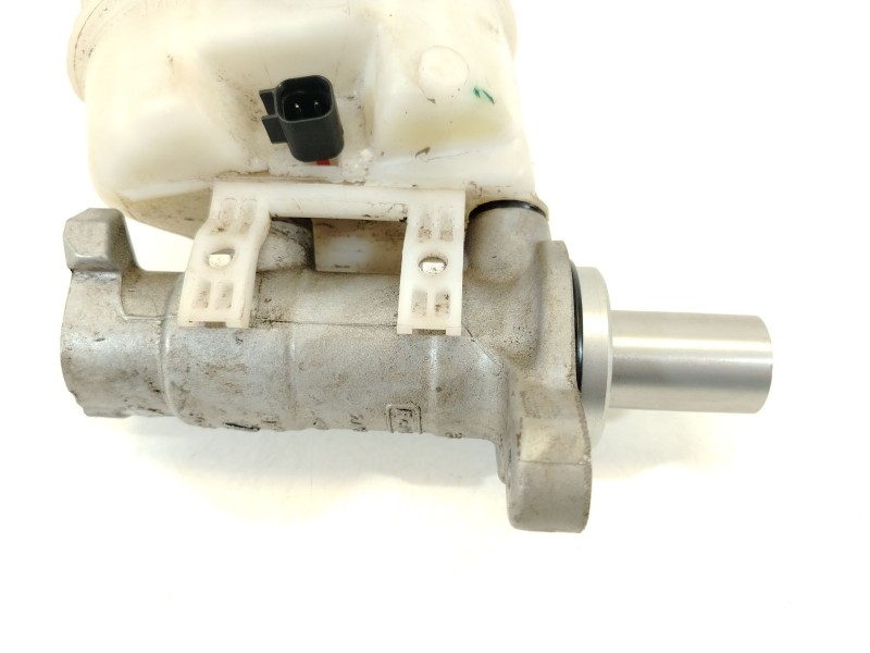 Recambio de bomba freno para ford usa mustang coupé 5.0 v8 bullitt referencia OEM IAM 120105967 M70965 