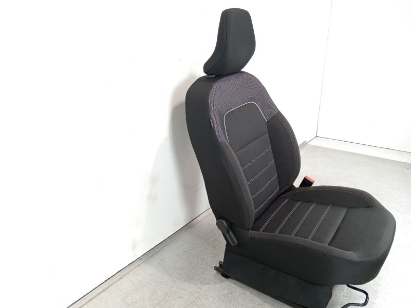 Recambio de asiento delantero derecho para dacia sandero iii 1.0 tce 90 referencia OEM IAM 875006628R  