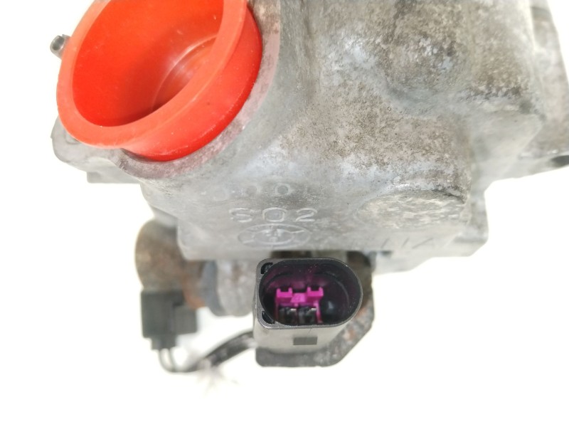 Recambio de compresor aire acondicionado para seat ibiza iii (6l1) 1.9 sdi referencia OEM IAM 6Q0820803H PXE13 