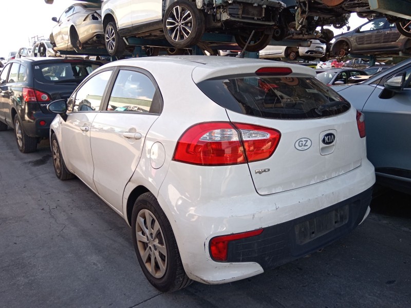 kia rio iii (ub) del año 2015