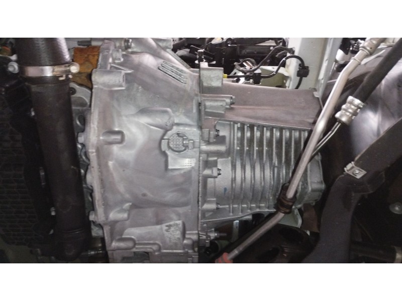 Recambio de caja cambios para peugeot expert furgón referencia OEM IAM 20MB51  