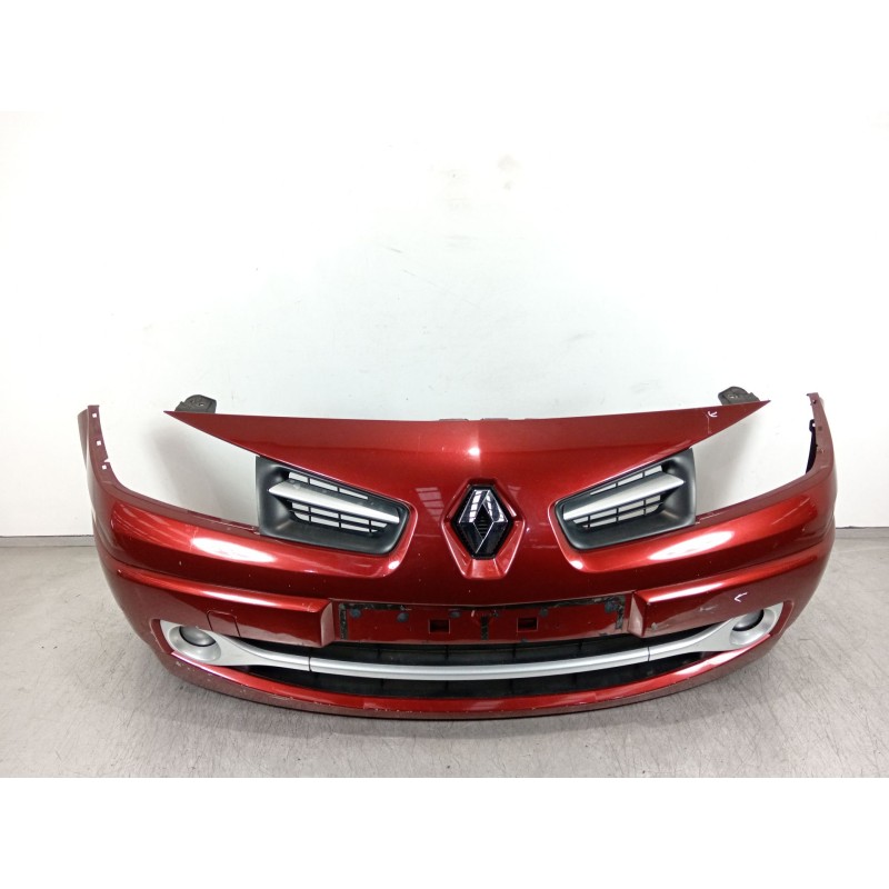Recambio de paragolpes delantero para renault megane ii station wagon (km0/1_) 1.9 dci referencia OEM IAM 8200484322  