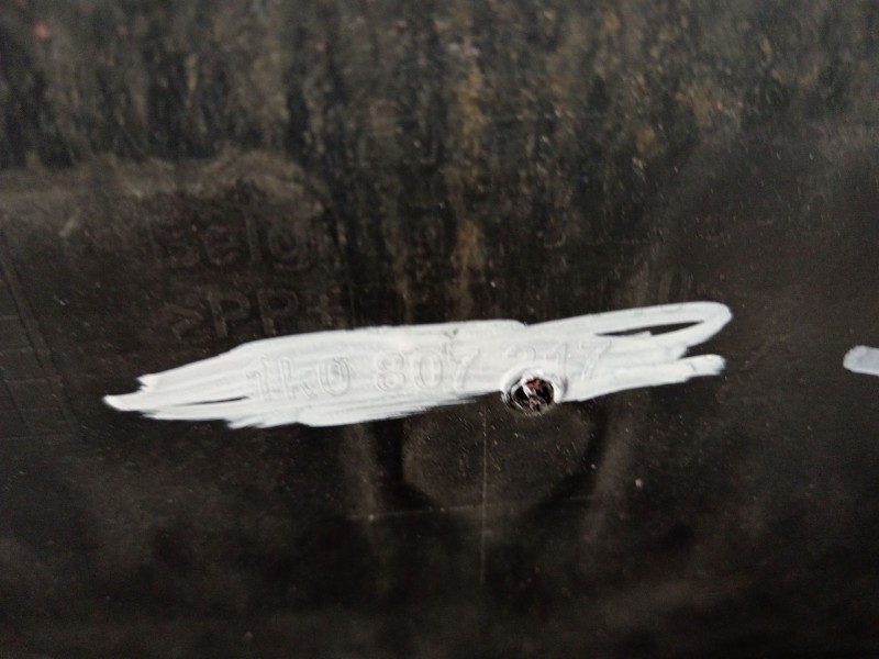 Recambio de paragolpes delantero para volkswagen golf v (1k1) 2.0 tdi 16v referencia OEM IAM 1K08078217  