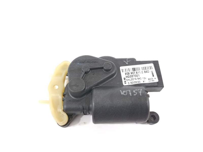 MOTOR APERTURA TRAMPILLAS CLIMATIZADOR 2Q0907511C 