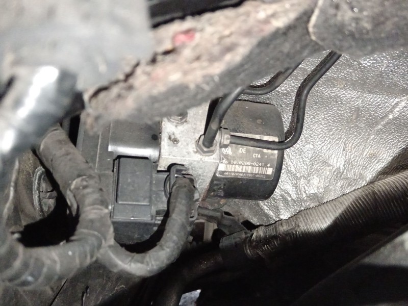 Recambio de abs para seat leon (1p1) 1.9 tdi referencia OEM IAM 1K0614517AF 1K0907379AC 10020602414