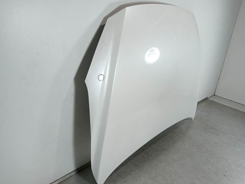 Recambio de capot para mazda 3 lim. () center-line referencia OEM IAM BHY05231XA  