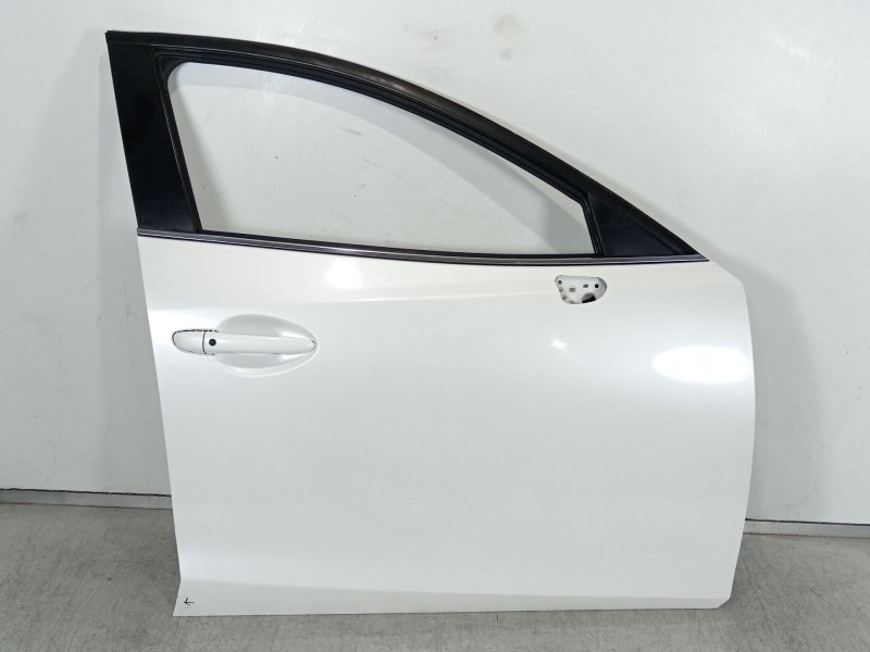 Recambio de puerta delantera derecha para mazda 3 lim. () center-line referencia OEM IAM BHY05802XE  