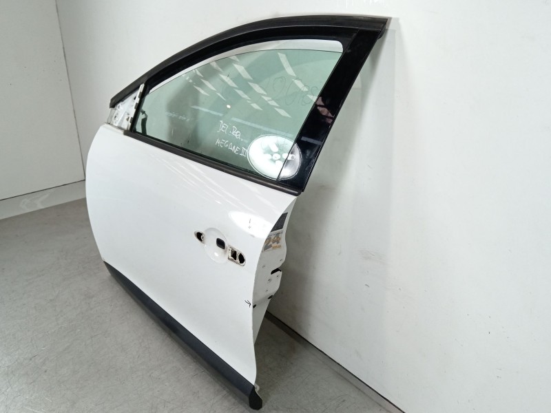 Recambio de puerta delantera izquierda para renault megane iii hatchback (bz0/1_, b3_) 1.5 dci referencia OEM IAM 801016886R  